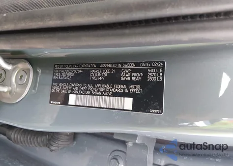 2024 Volvo Xc60 B5 Plus Dark Theme from USA, damaged, VIN YV4L12RL2R1901944